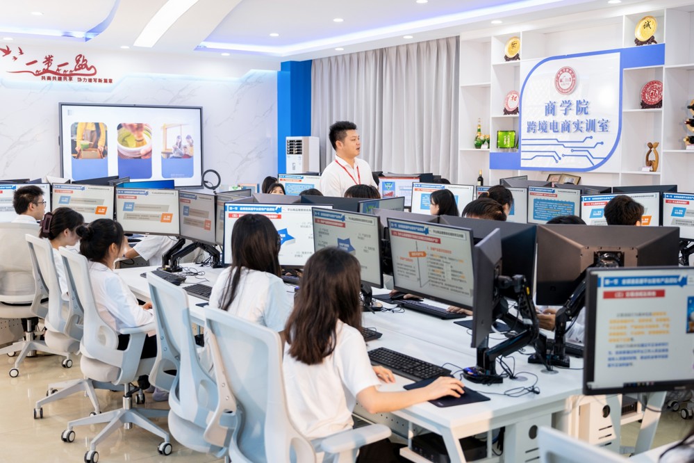 数智企业经营管理模拟实训室