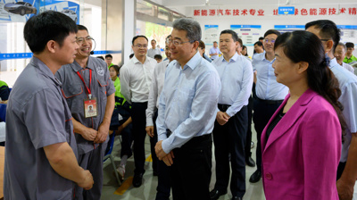 教育部党组成员、副部长吴岩到 华体会网页版调研