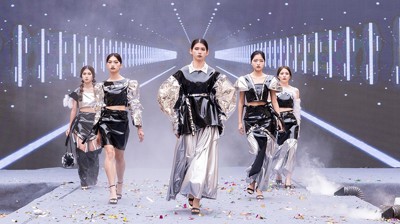 华体会网页版：大学生时装秀精彩上演